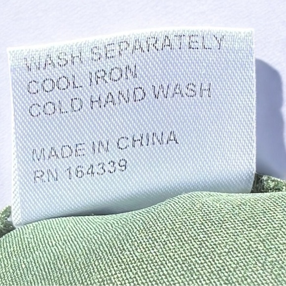 🌻Petal & Pup Selma Olive One-Shoulder Satin Evening Gown Size Medium (8-10) - Picture 10 of 12